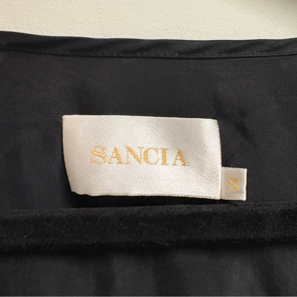 Sancia 100% Silk Black Buttoned Women's Top Size S Small Oversized‎ - Picture 2 of 4